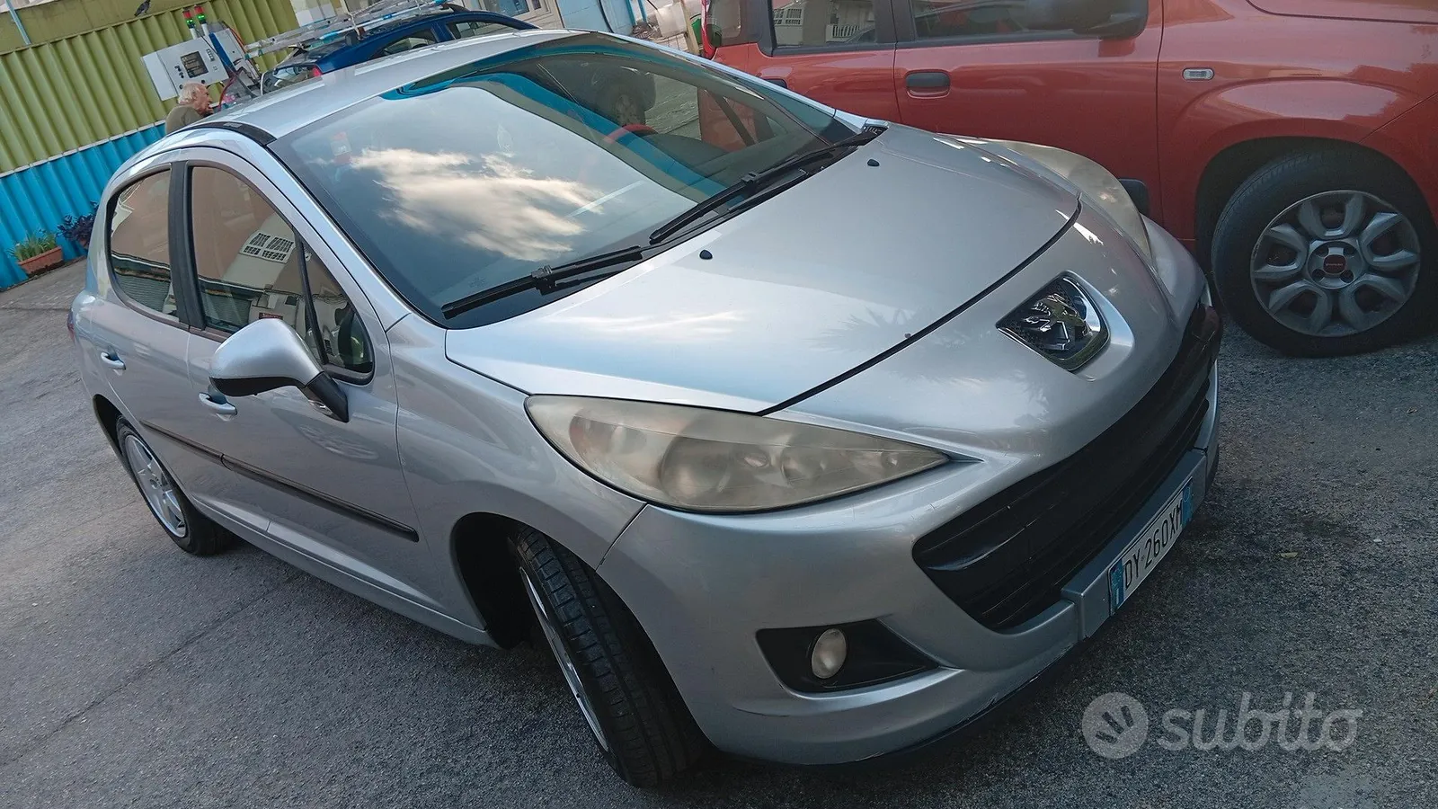 Peugeot 207
