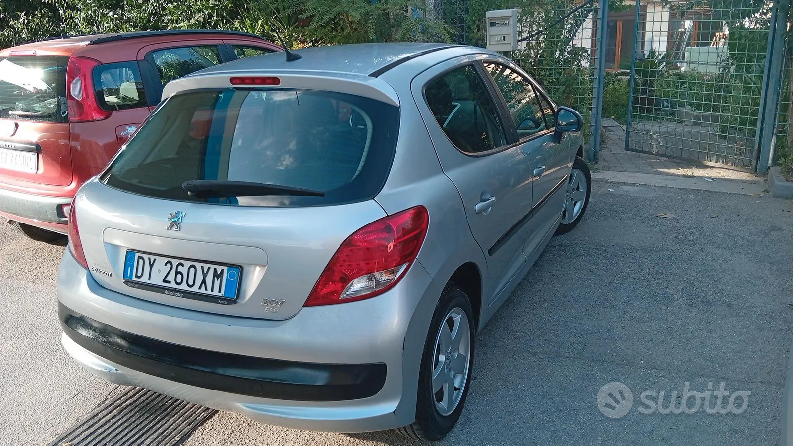 Peugeot 207 2009 photo 3