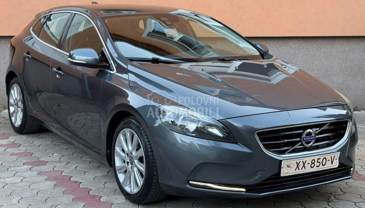 Volvo V40 2013 photo 5