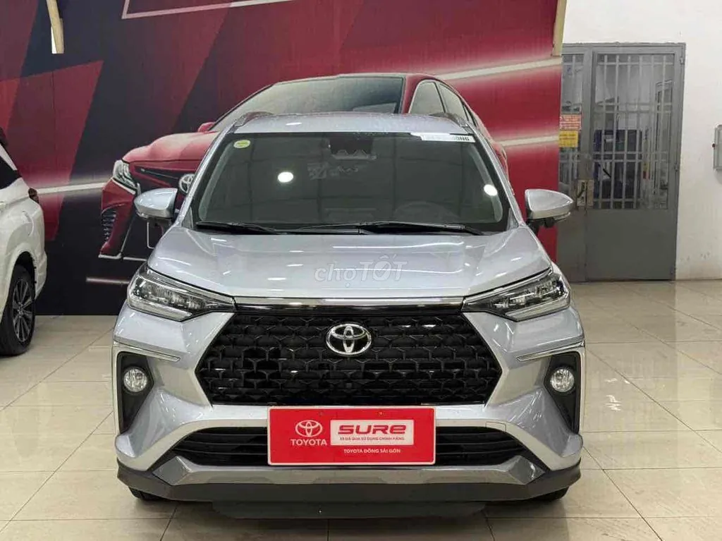 Toyota Veloz Cross
