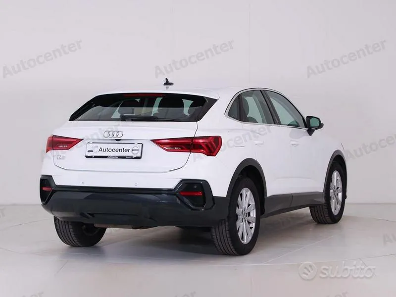 Audi Q3 2019 photo 3