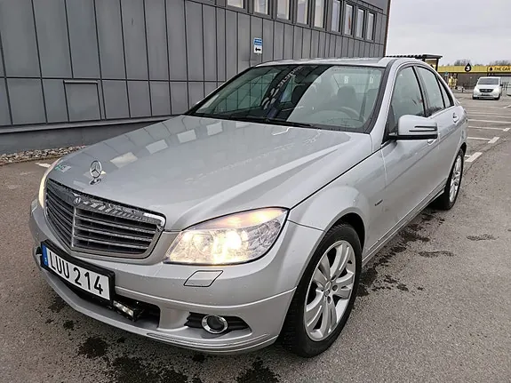 Mercedes-Benz C320 2009 photo 4