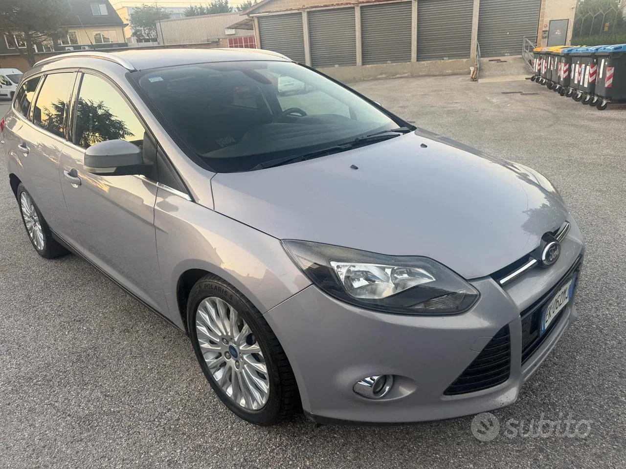 Ford Focus 2011 photo 3