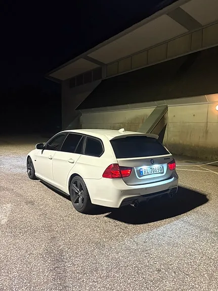 BMW 335D 2009 photo 4