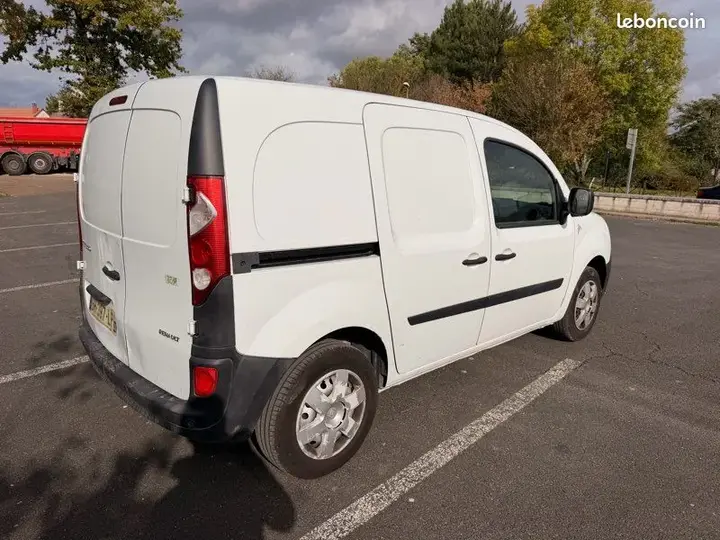 Renault Kangoo 2011 photo 2