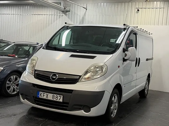 Opel Vivaro 2013 photo 2