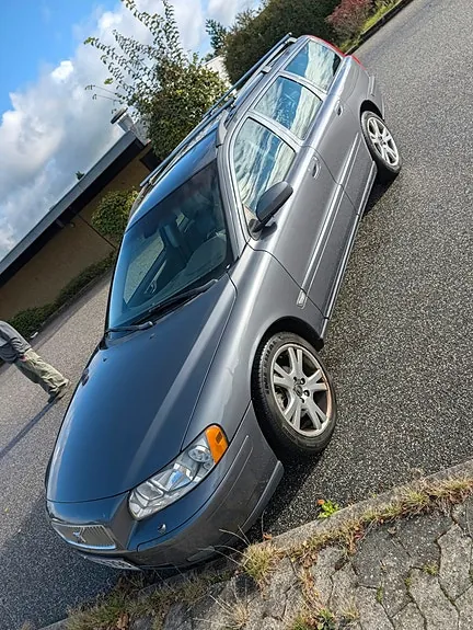 Volvo V70 2006 photo 2