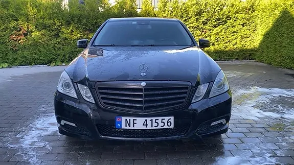 Mercedes-Benz E220 D 2009 photo 2