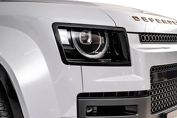 Land Rover Defender 110 2026 photo 5