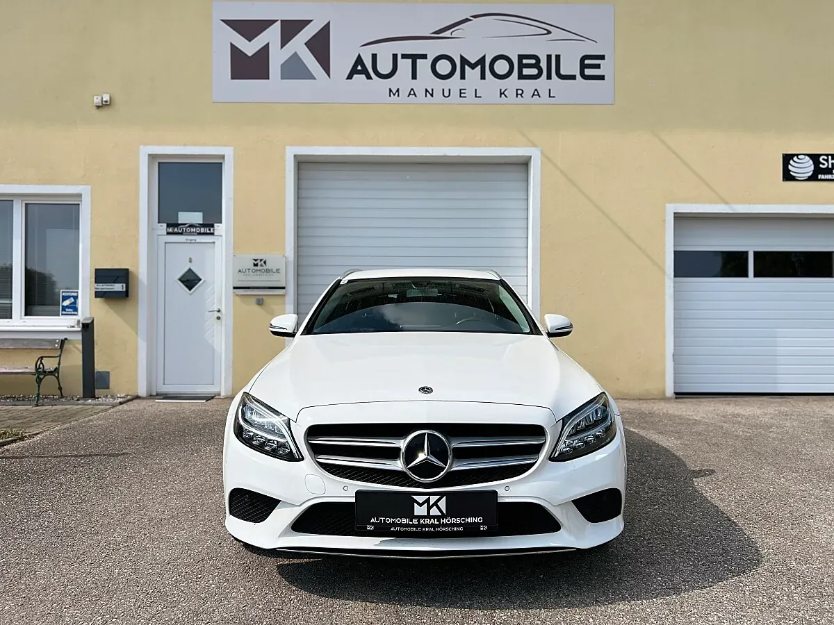 Mercedes-Benz C-Class 2018 photo 2