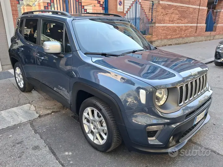 Jeep Renegade 2023 photo 3