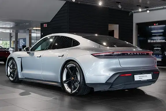 Porsche Taycan 2020 photo 3