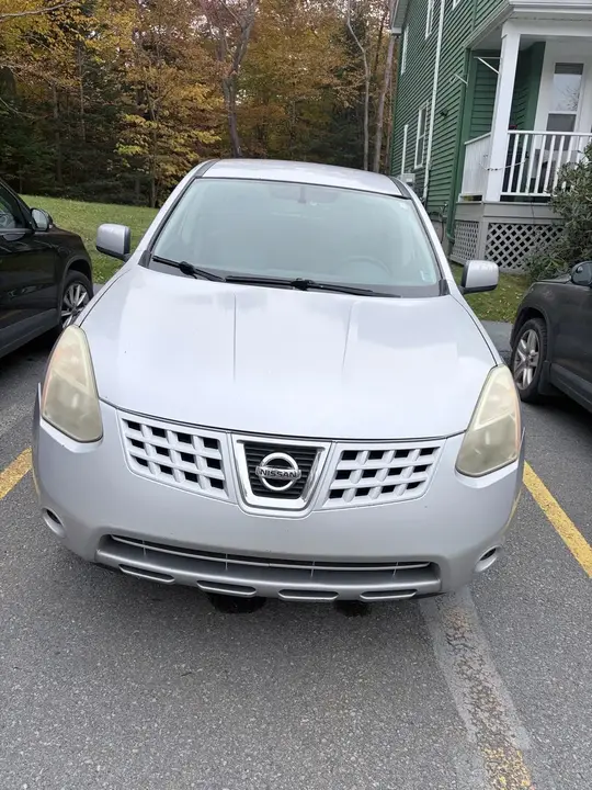 Nissan Rogue 2010 photo 2