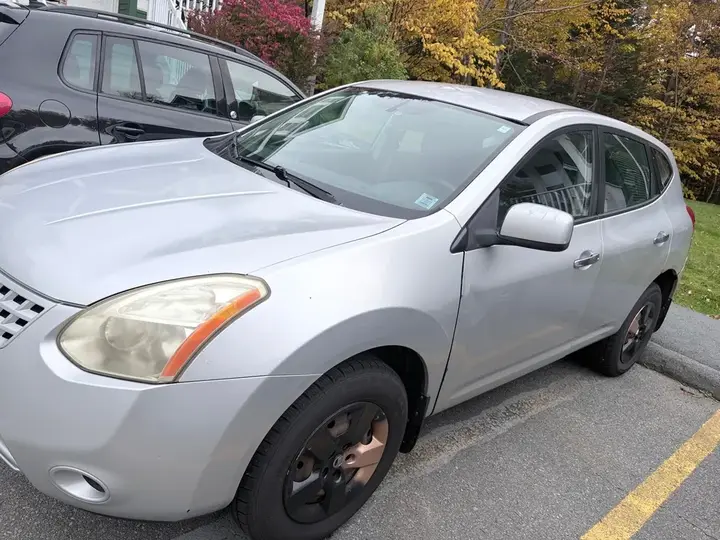 Nissan Rogue 2010 photo 3