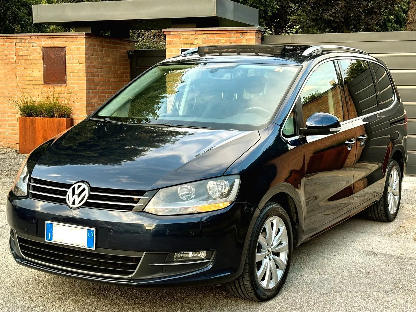 Volkswagen Sharan 2014 photo 2