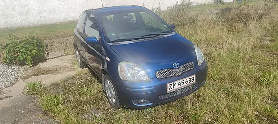 Toyota Yaris 2004 photo 3