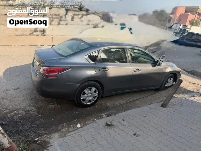Nissan Altima 2015 photo 2