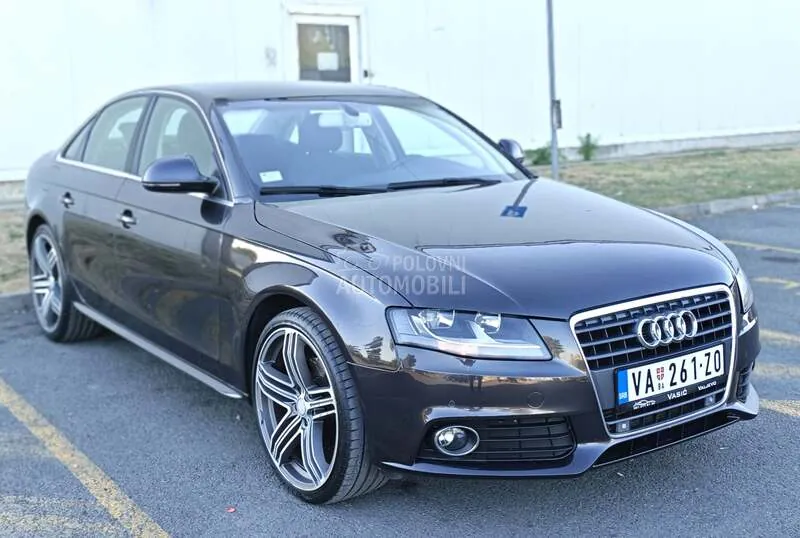Audi A4 2009 photo 4