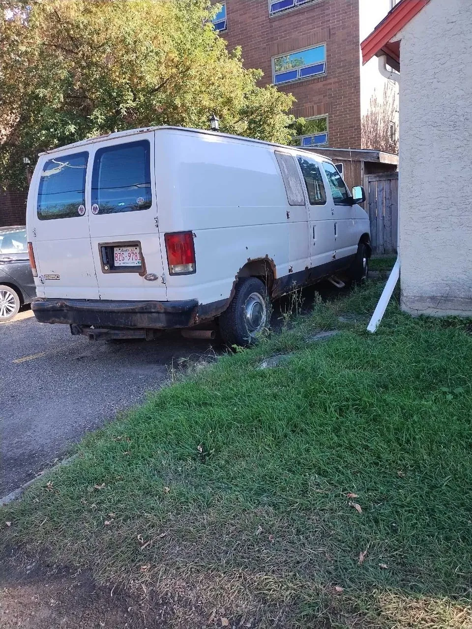 Ford E-250