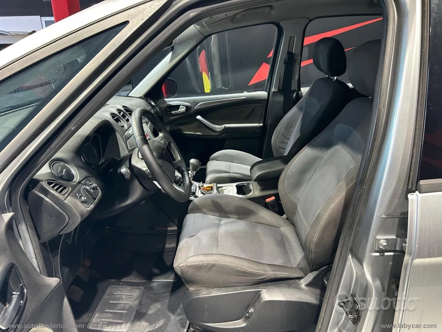 Ford S-Max 2007 photo 3