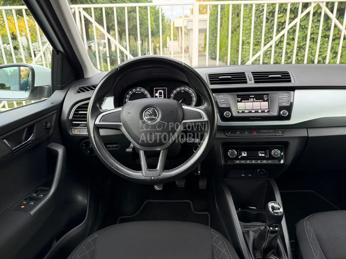 Skoda Fabia 2015 photo 3