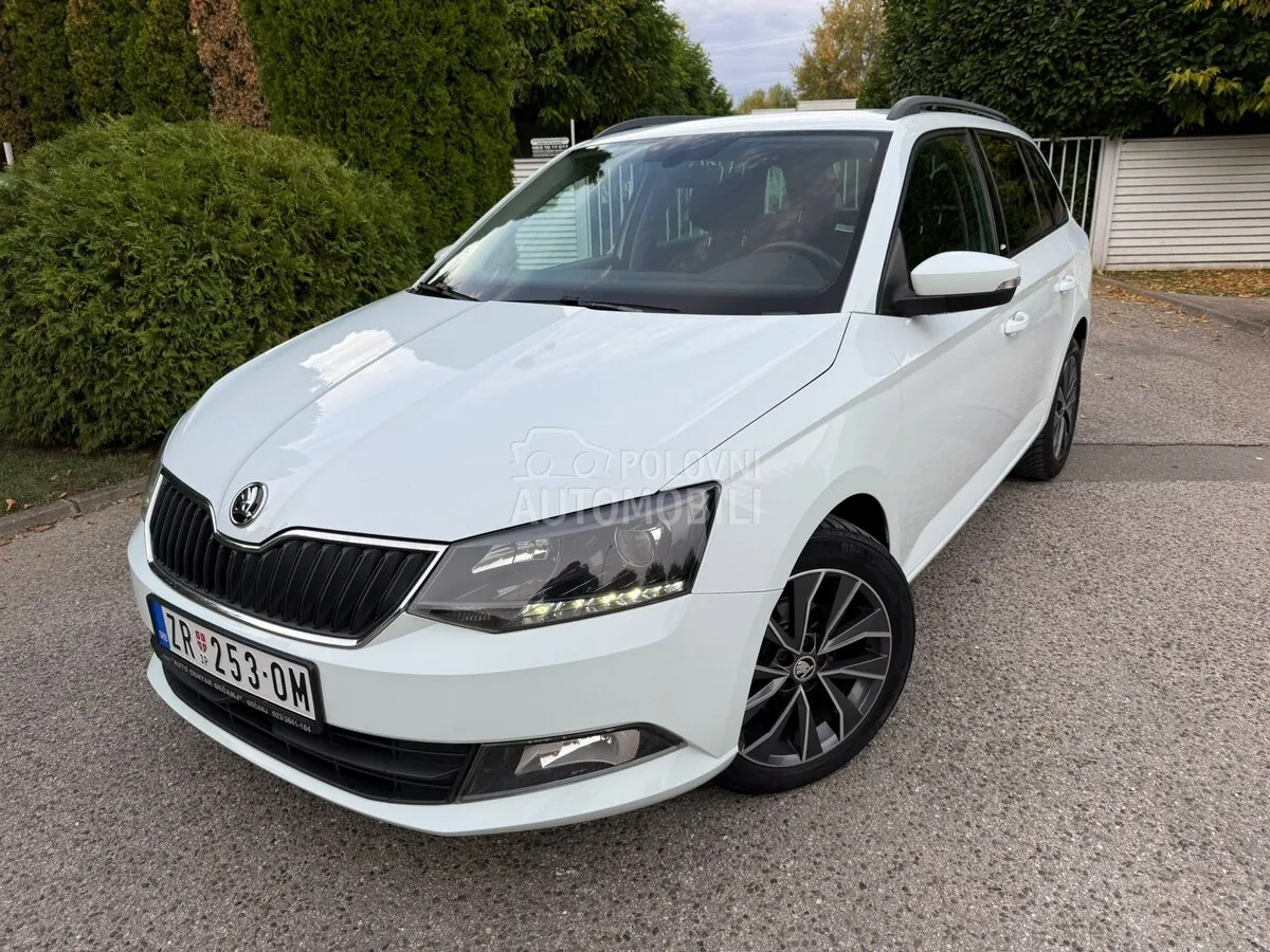 Skoda Fabia 2015 photo 5