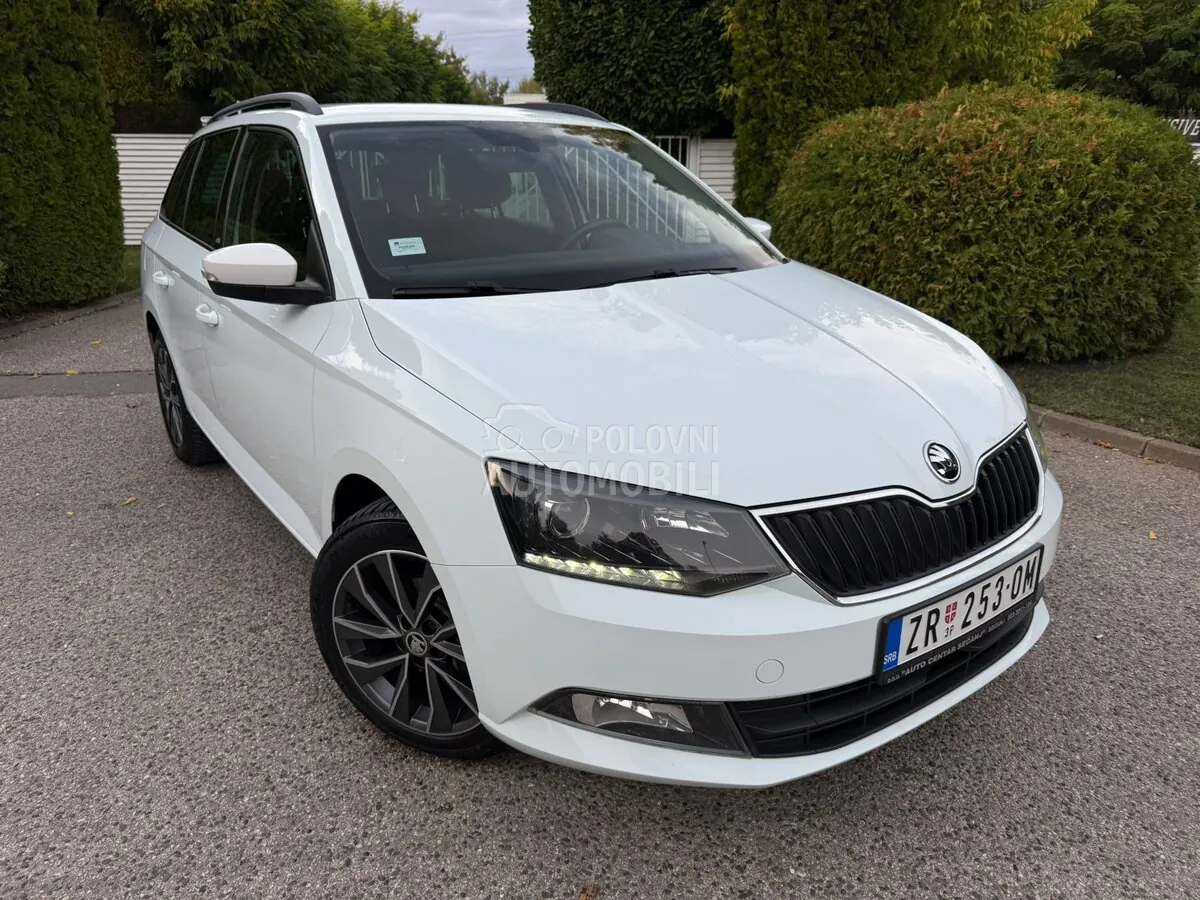 Skoda Fabia 2015 photo 2