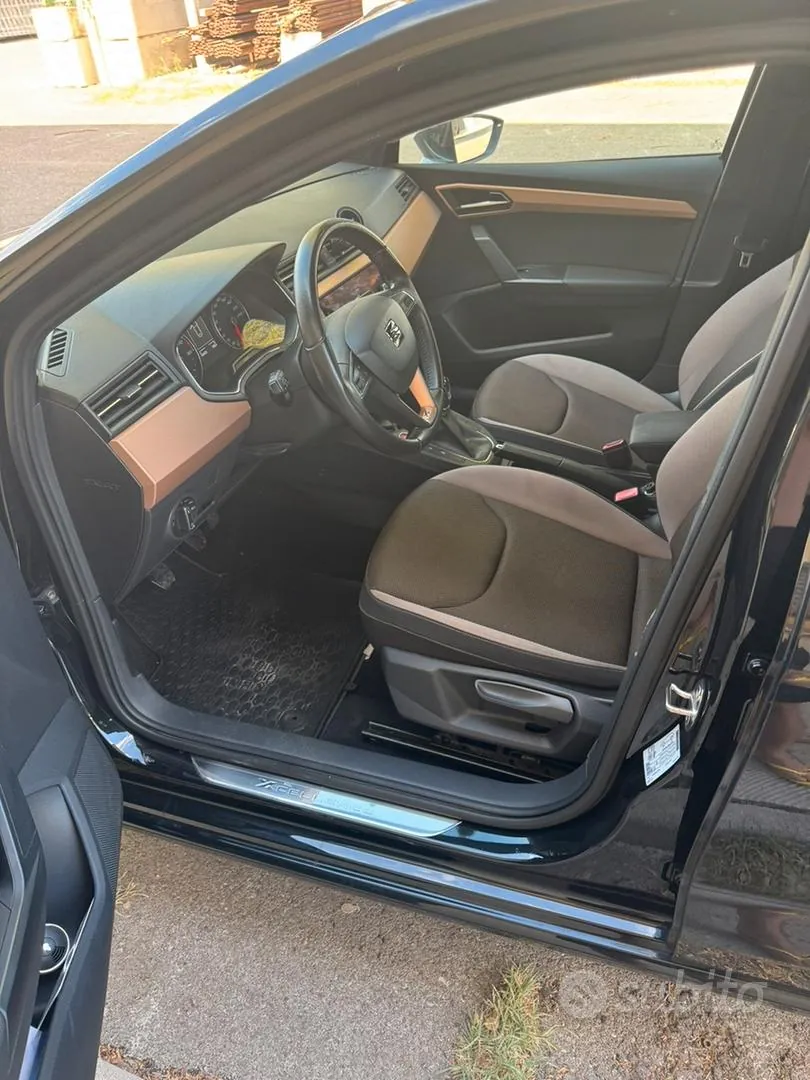 Seat Ibiza 2018 photo 2