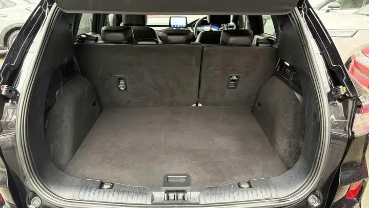 Ford Kuga 2023 photo 2