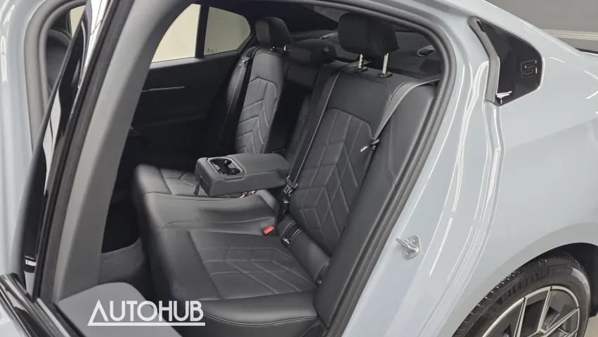BMW 5 Series 2025 photo 5