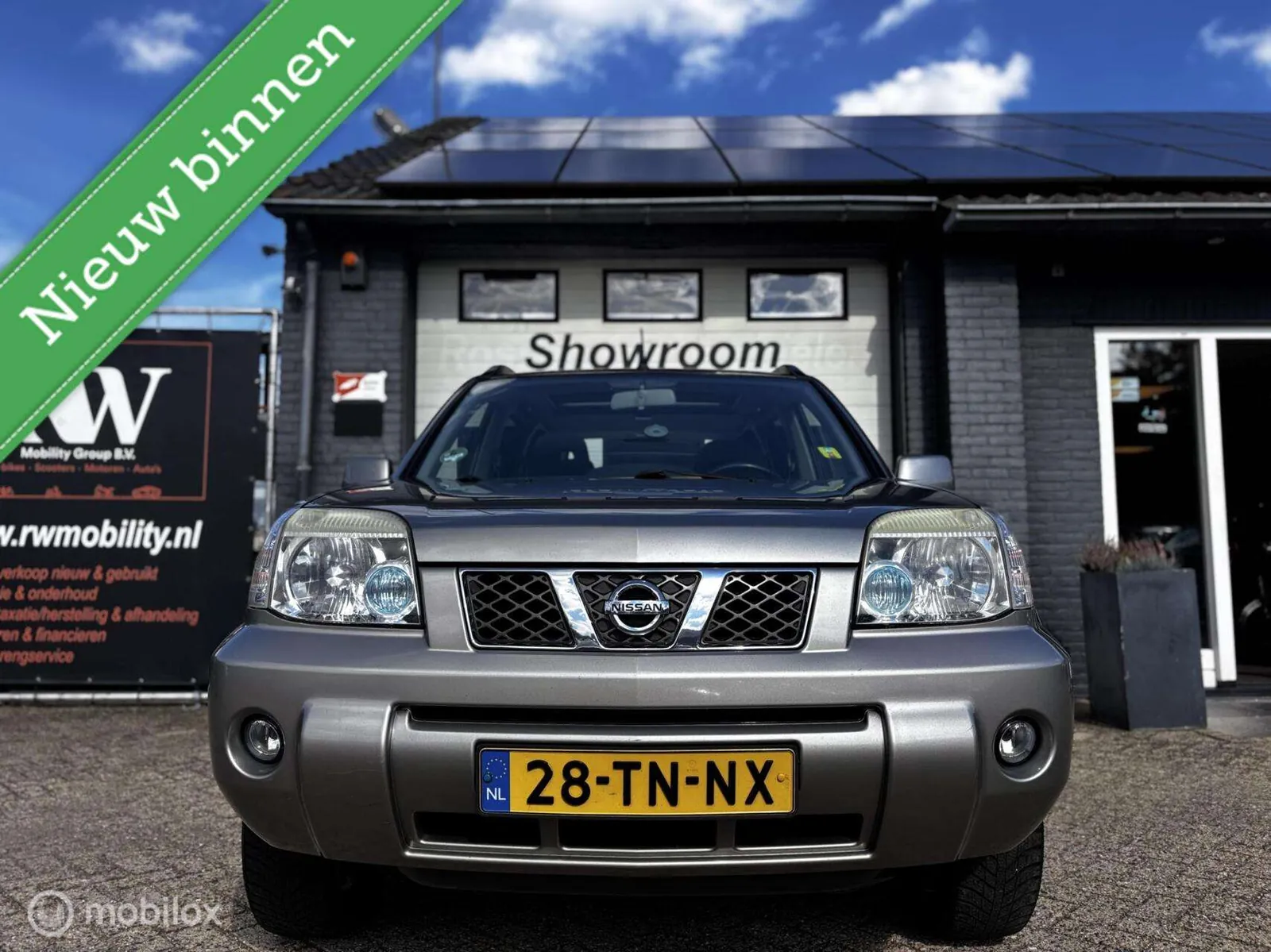Nissan X-Trail 2006 photo 2