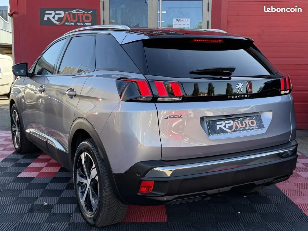 Peugeot 3008 2018 photo 3