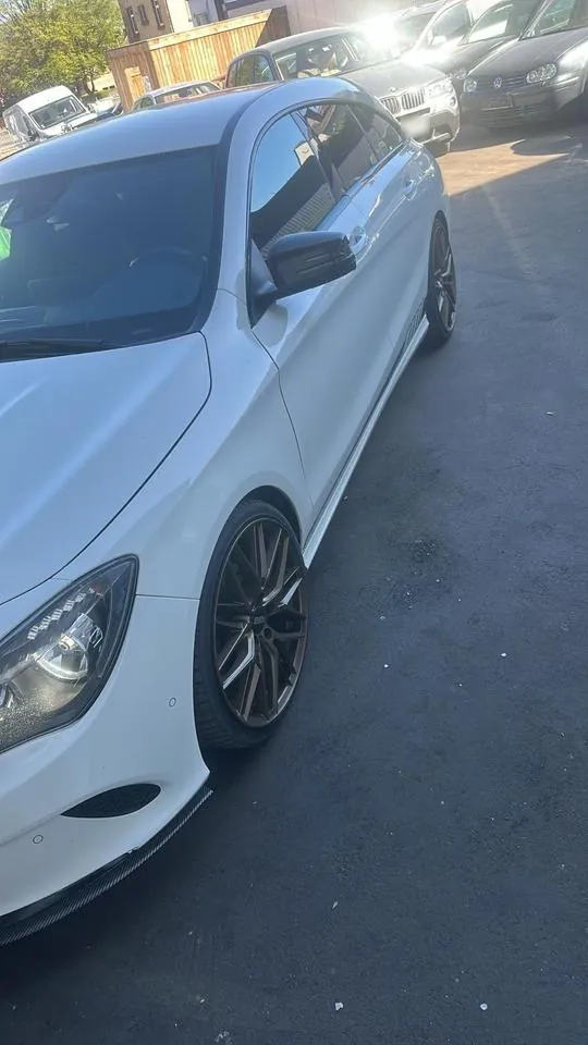 Mercedes-Benz Cla 200 Shooting Brake