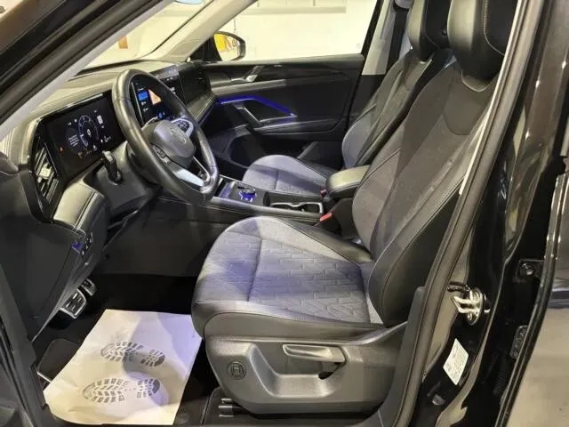 Volkswagen Tiguan 2025 photo 3