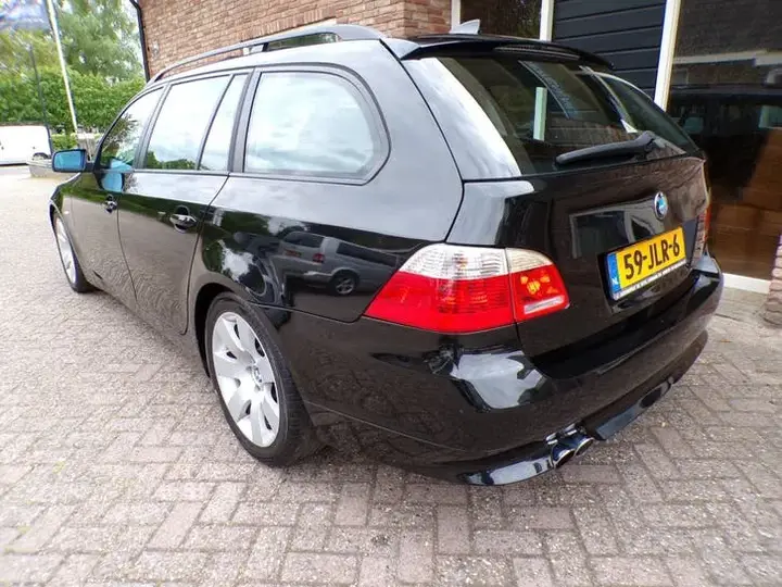 BMW 5 Series 2004 photo 3