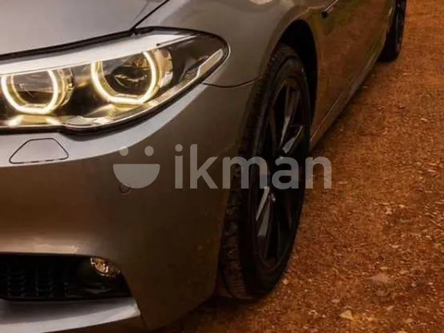 BMW 528I 2011 photo 4