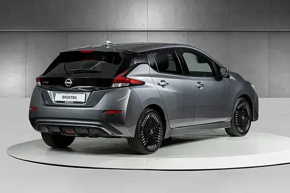 Nissan Leaf 2023 photo 3