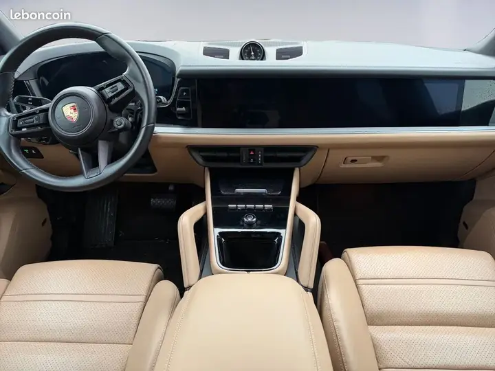 Porsche Cayenne 2024 photo 2