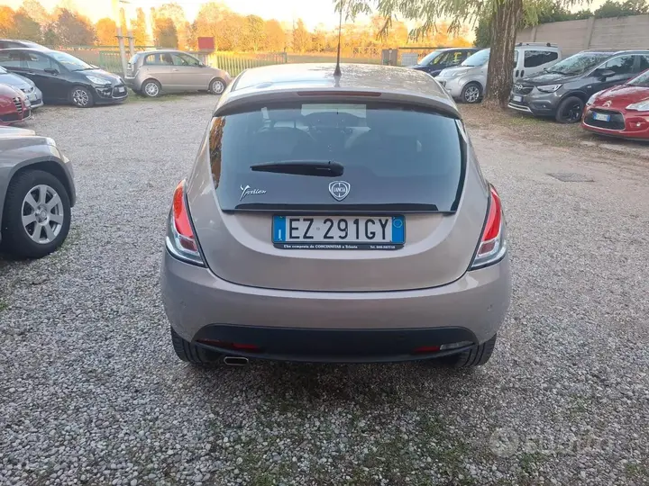 Lancia Ypsilon 2015 photo 5