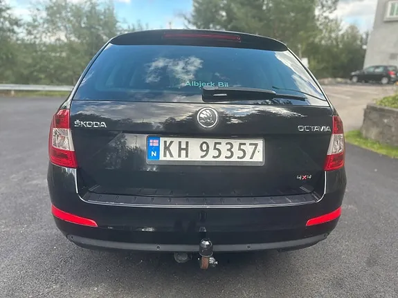 Skoda Octavia 2014 photo 4