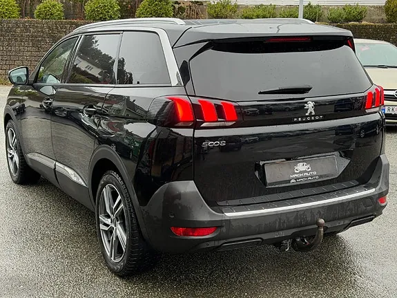 Peugeot 5008 2018 photo 4