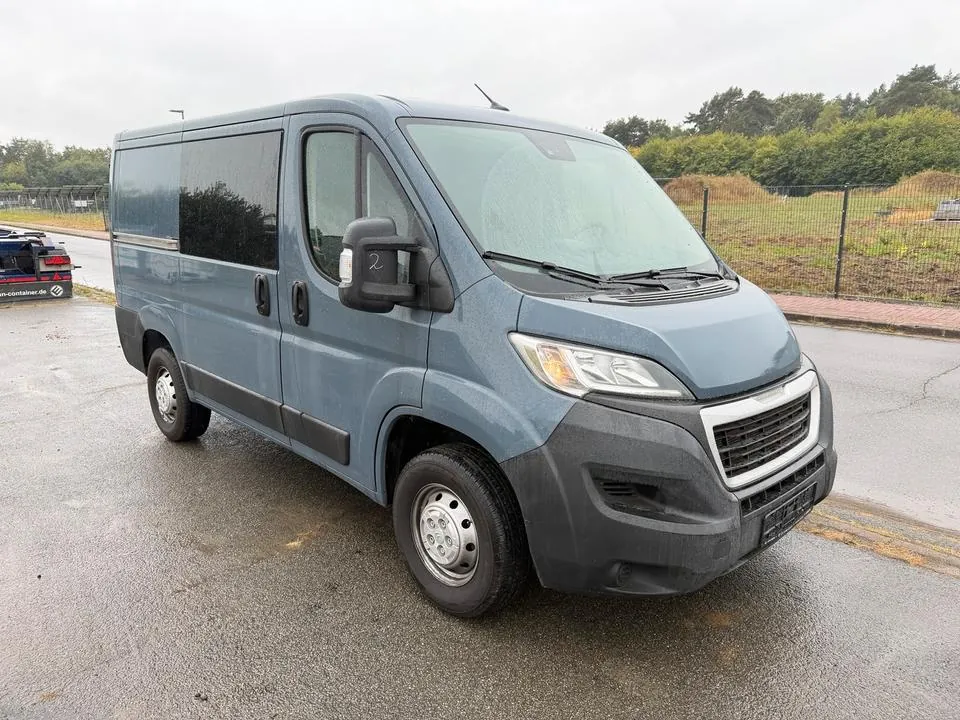 Peugeot Boxer 330