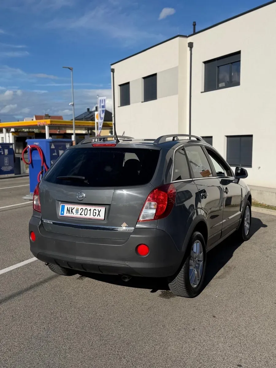 Opel Antara 2011 photo 3
