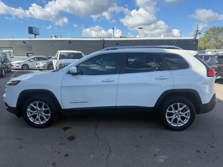 Jeep Cherokee 2014 photo 2