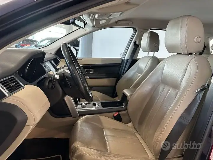 Land Rover Discovery Sport 2016 photo 3