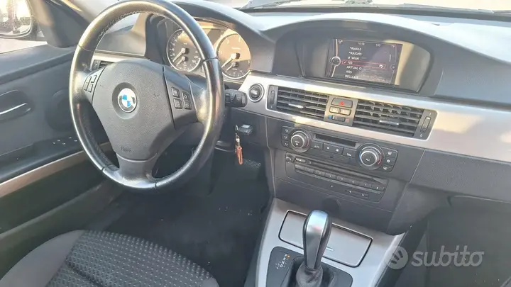 BMW 320D 2012 photo 3