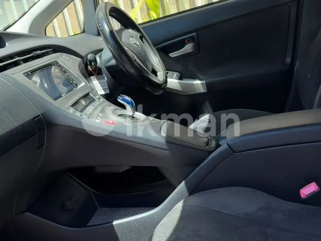 Toyota Prius 2013 photo 4