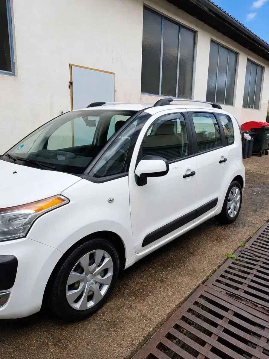 Citroen C3 Picasso 2011 photo 3
