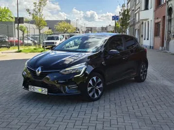 Renault Clio 2021 photo 2