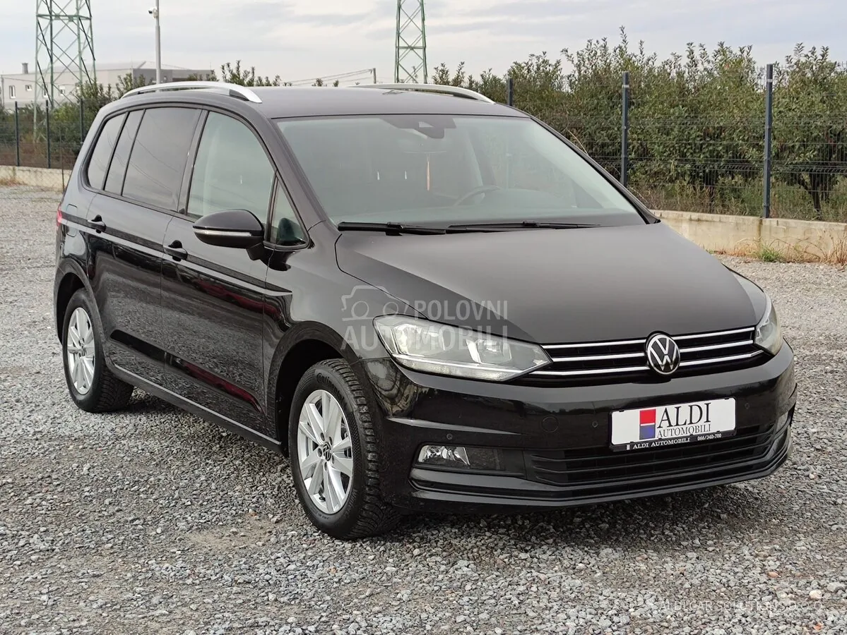 Volkswagen Touran 2023 photo 3